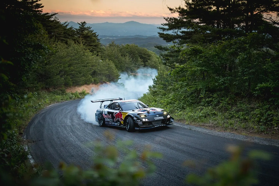 Touge Driving: How Japan’s Mountain Roads Became the Birthplace of Drifting